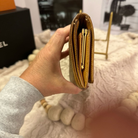 PROJECT Authentic Gucci Canvas and Leather Wallet - Picture 4 of 9